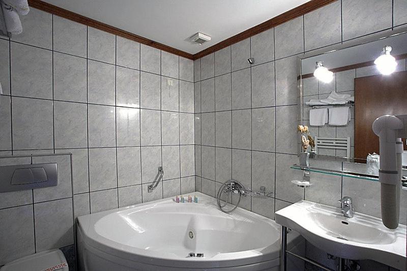 Egnatia Otel Yanya Oda fotoğraf